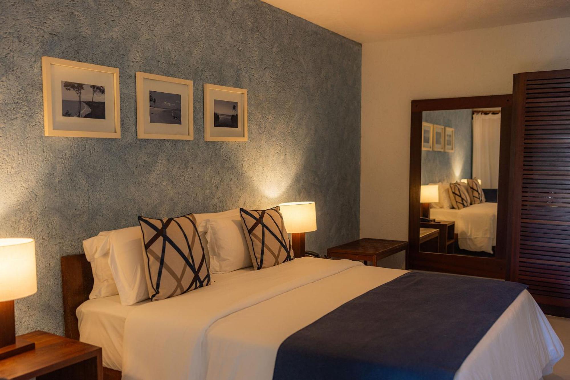 Hotel Maitei Порту-Сегуру Экстерьер фото